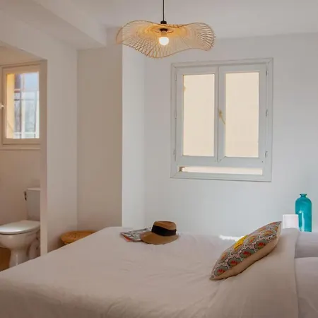 Appart Casa Flo Climatise Au Calme A Calvi A 2km De La Et Du Centre アパート カルヴィ